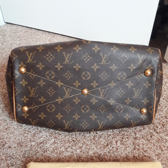 TRADED ⤠Sharing ⤠Louis Vuitton Tivoli GM - Picture 7 of 15